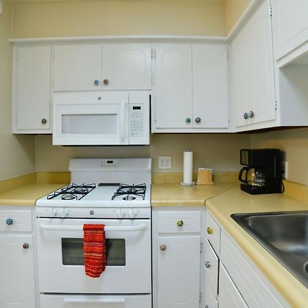 1729_Arborway Vila Colorado Springs Quarto foto